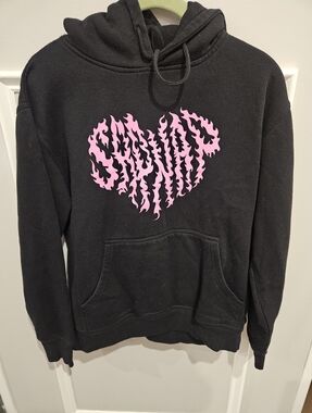 Black Sapnap hoodie. Unisex size small.  Sapnap Heart Flame Design Hot Pink